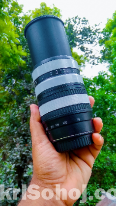 Canon 70-300mm zoom Lens